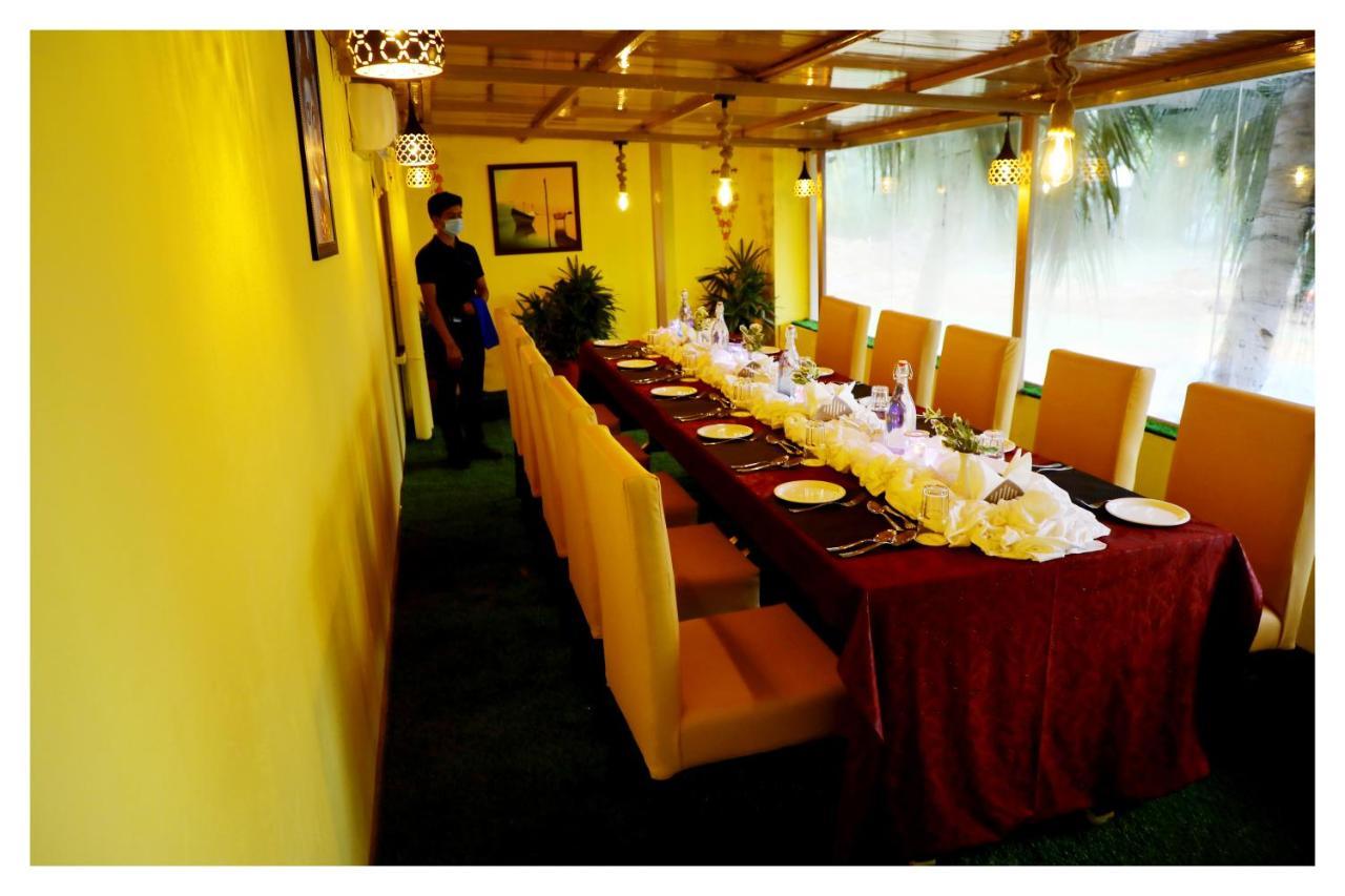 Clarks Inn Express ,Sirkazhi Bagian luar foto