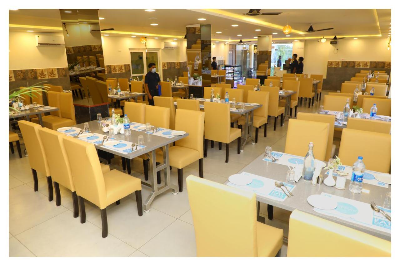 Clarks Inn Express ,Sirkazhi Bagian luar foto