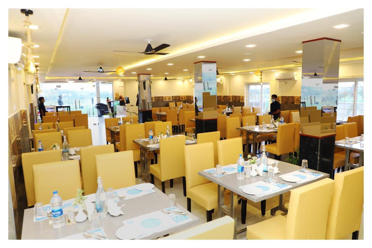 Clarks Inn Express ,Sirkazhi Bagian luar foto