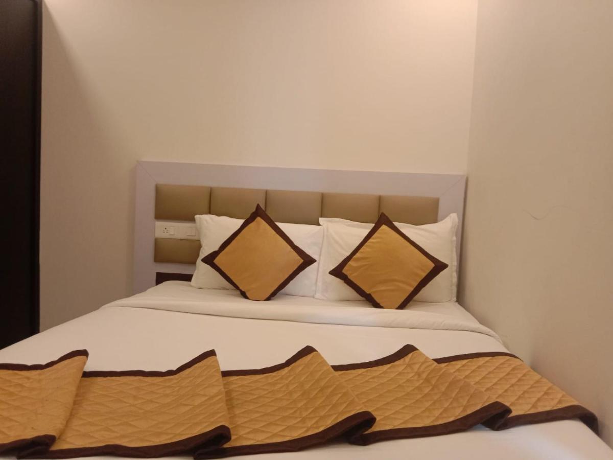 Clarks Inn Express ,Sirkazhi Bagian luar foto